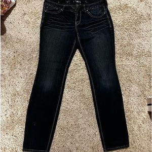 Women’s skinny jeans sz, 10